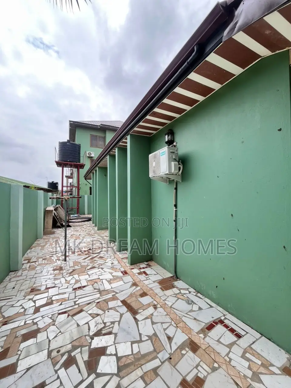 5bdrm House in Ashaley Botwe for rent