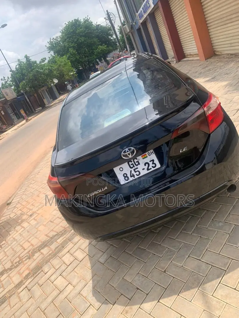 Toyota Corolla LE ECO 4dr Sedan (1.8L 4cyl CVT) 2017 Black