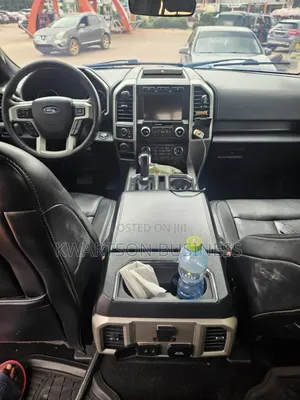 Ford F-150 2019 Blue