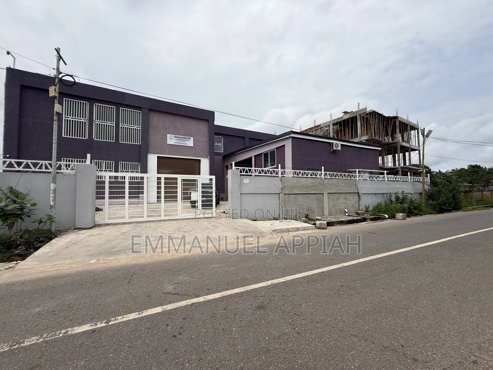400sqm Warehouse for Rent at Tesano