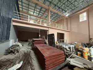 400sqm Warehouse for Rent at Tesano