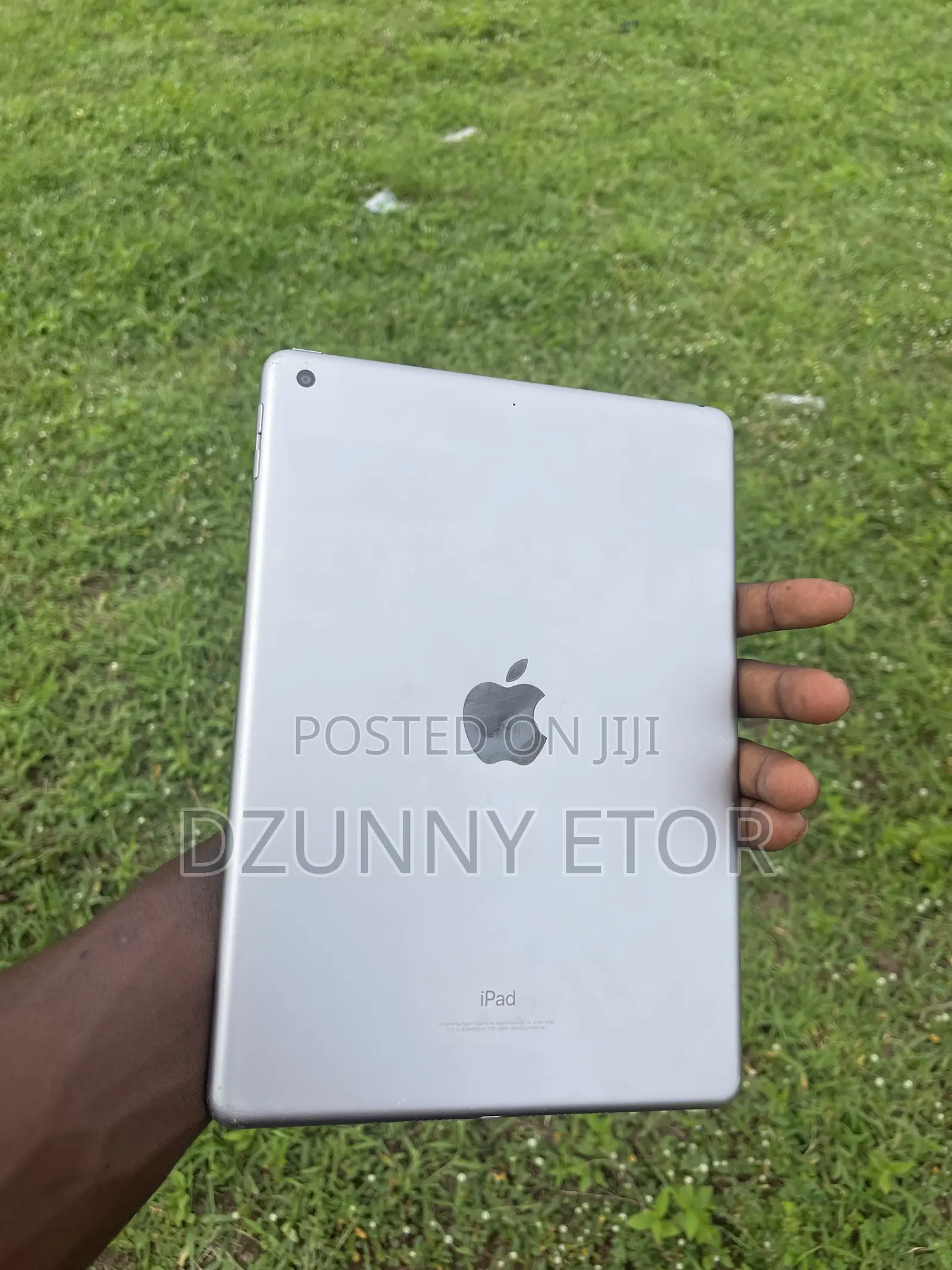 Apple iPad Air (2020) 32 GB Silver