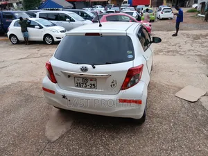 Toyota Vitz 2013 White