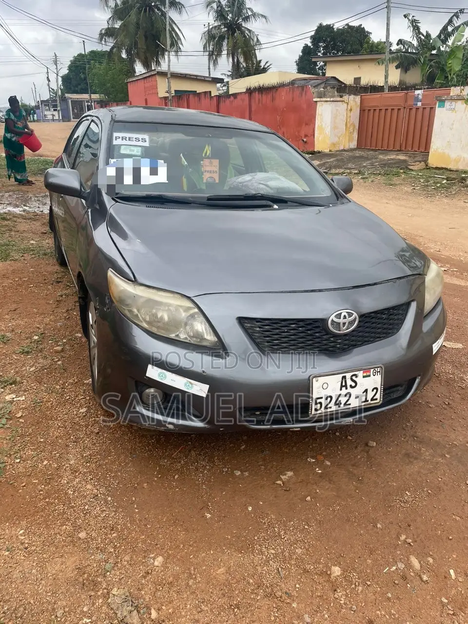 Toyota Corolla 2010 Gray