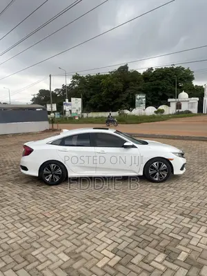 Honda Civic 2018 White