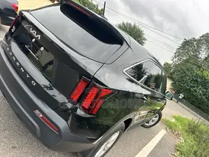 Kia Sorento LX 2022 Black