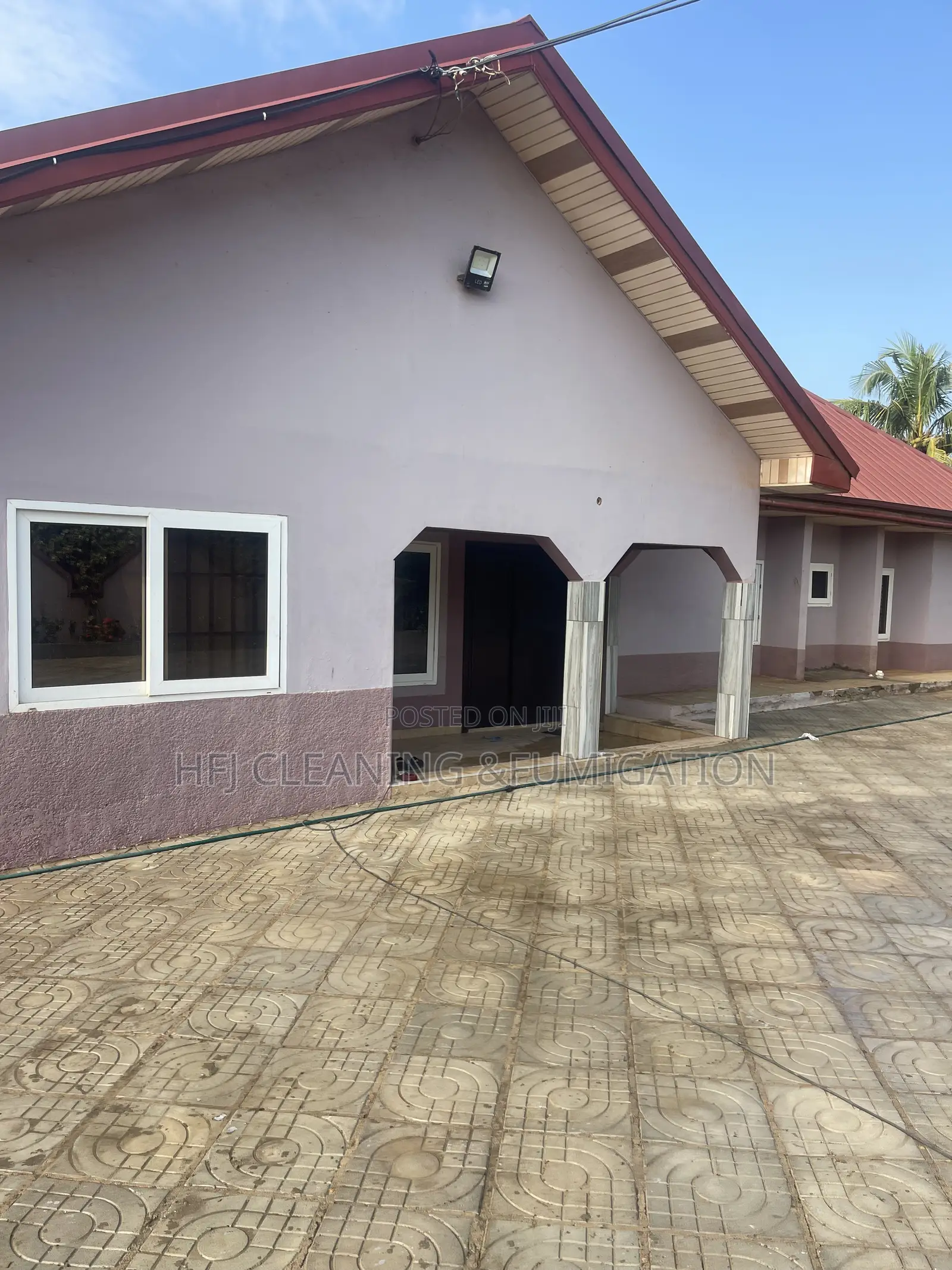Compound Pressure Washing