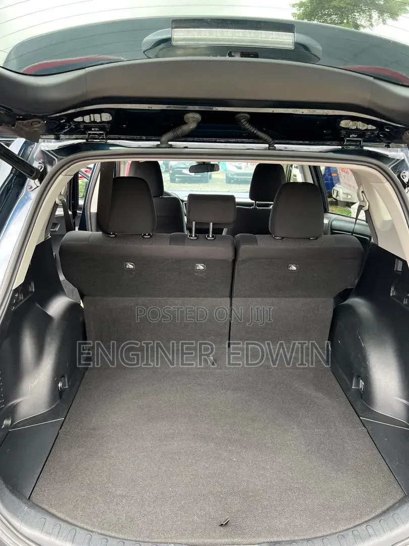 Toyota RAV4 2018 Blue