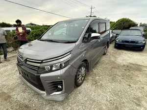 Nissan Serena 2019 White
