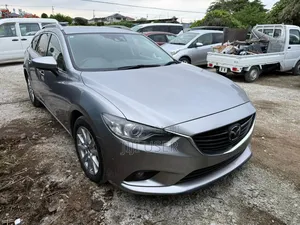 Nissan Serena 2019 White