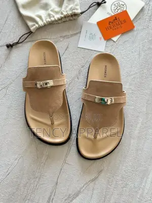 Hermes Slipped