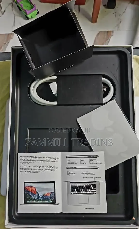 New Laptop Apple MacBook Pro 16GB Intel Core i7 SSHD (Hybrid) 256GB