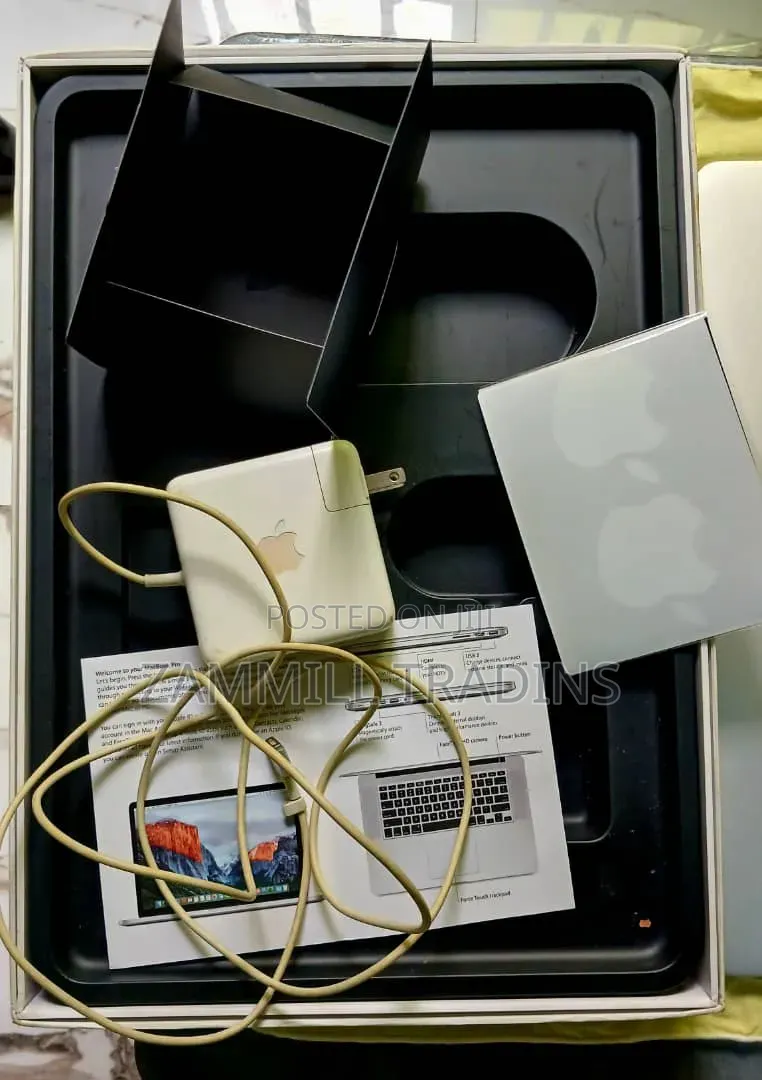 New Laptop Apple MacBook Pro 16GB Intel Core i7 SSHD (Hybrid) 256GB