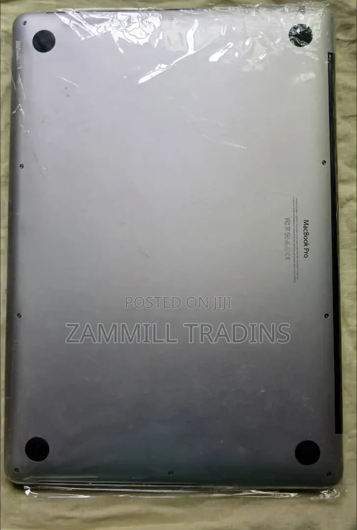New Laptop Apple MacBook Pro 16GB Intel Core i7 SSHD (Hybrid) 256GB