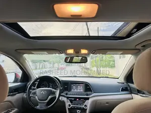 Hyundai Elantra Limited 2018 Red