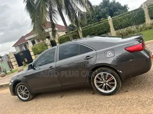 Toyota Camry 2010 Gray
