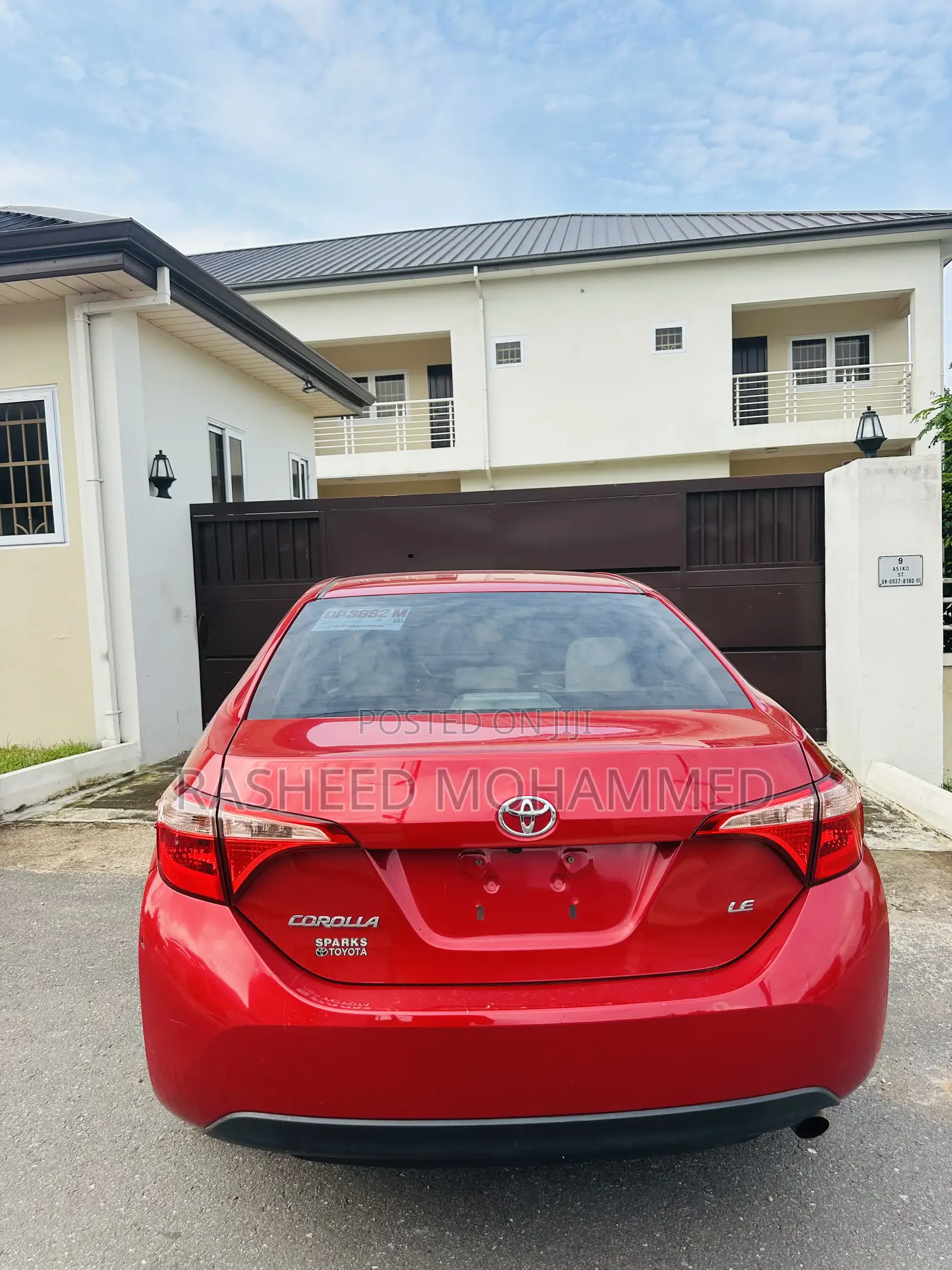 Toyota Corolla LE ECO 4dr Sedan (1.8L 4cyl CVT) 2017 Red