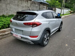 Hyundai Tucson 2017 Silver