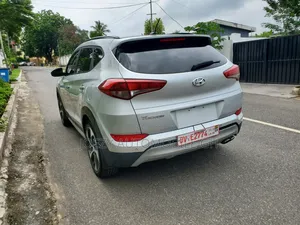 Hyundai Tucson 2017 Silver