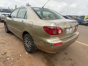Toyota Corolla 2006 Gold