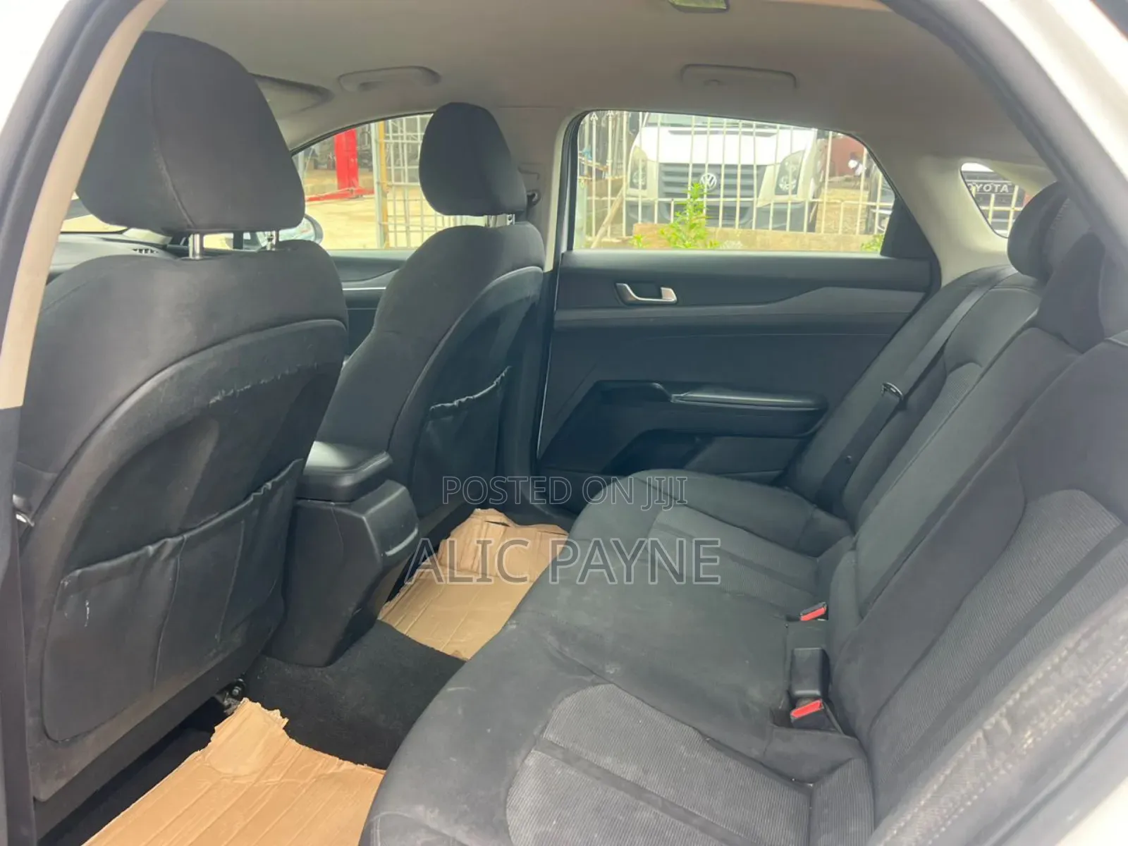 Kia K5 2022 White