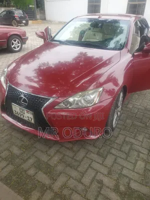 Lexus IS 250 2015 Red