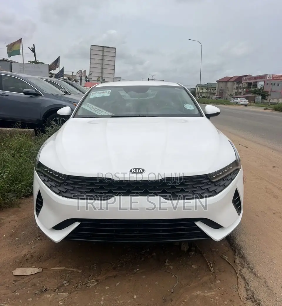 Kia K5 LXS 2022 White