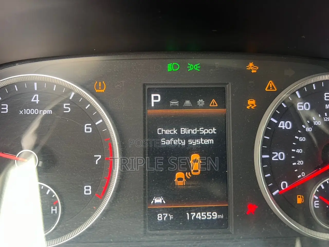 Kia K5 LXS 2022 White