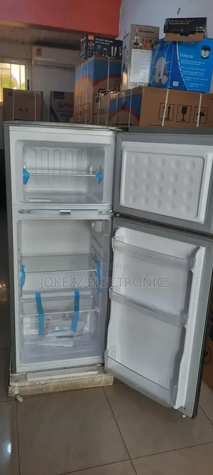 Innova Fridge Top Freezer ( 117l)