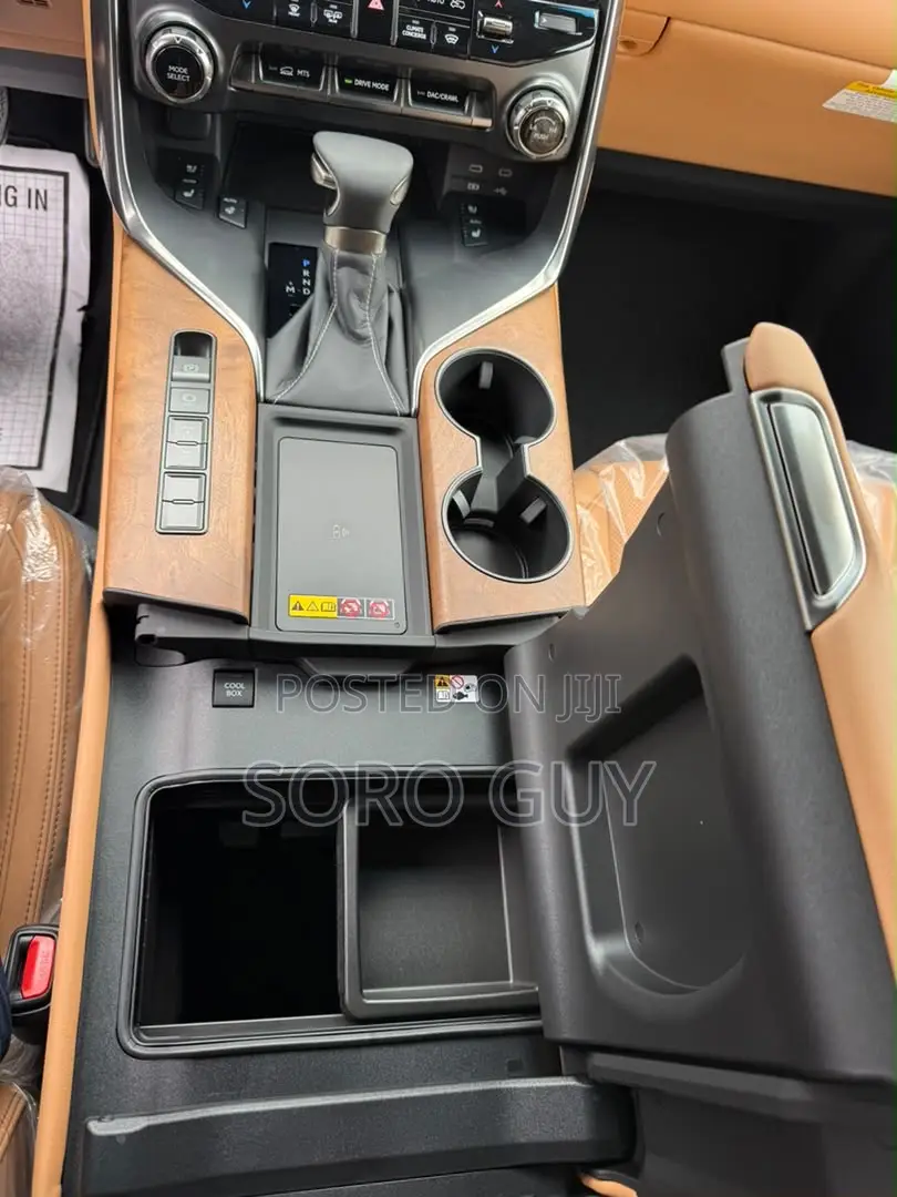 Lexus LX 500d 2026 Black