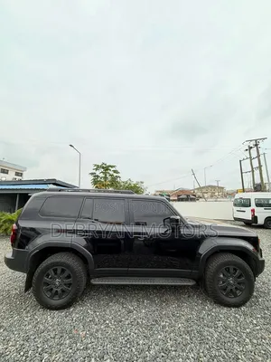 Toyota Land Cruiser Prado 2.4 Petrol 2025 Black
