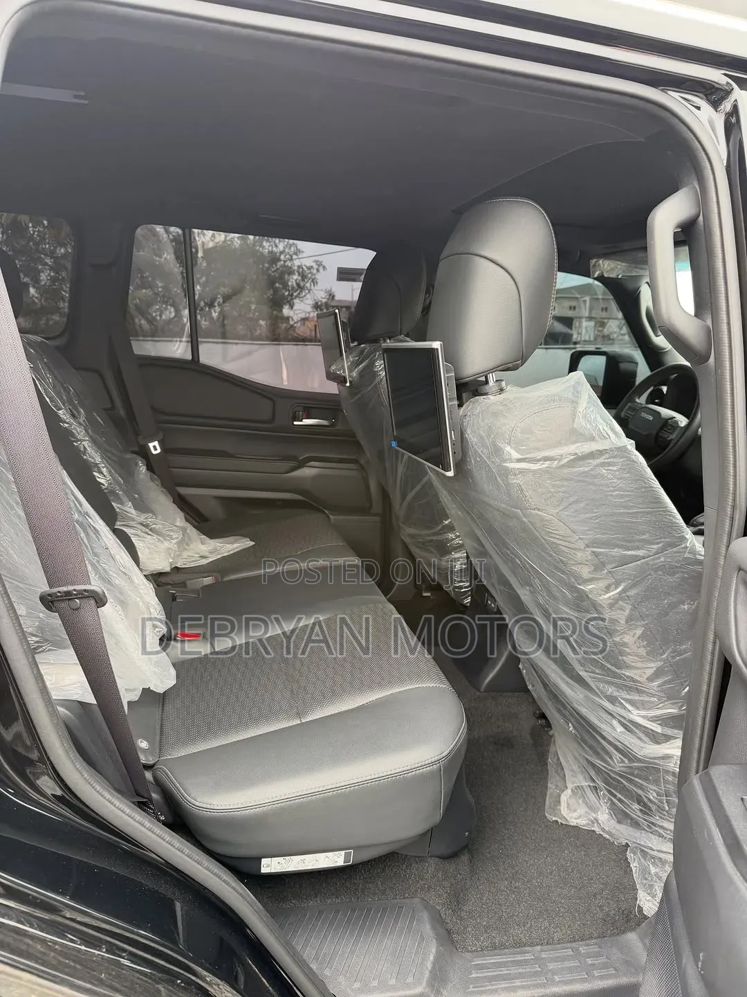 Toyota Land Cruiser Prado 2.4 Petrol 2025 Black