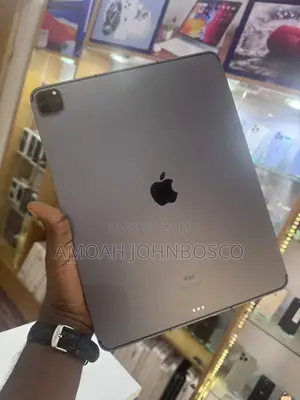 Apple iPad Pro 12.9 (2021) 128 GB Gray
