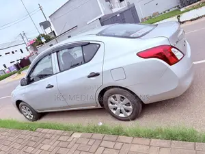 Nissan Latio 2014 Silver