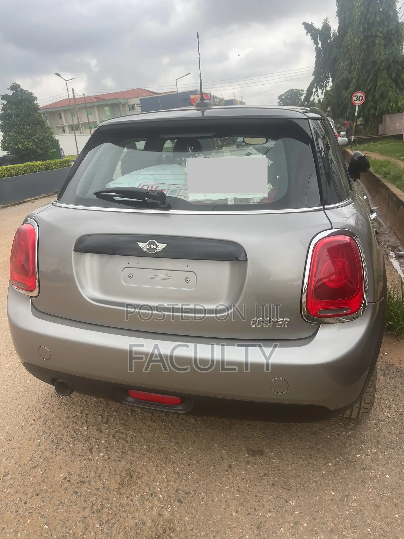 Mini Cooper 2017 Gray