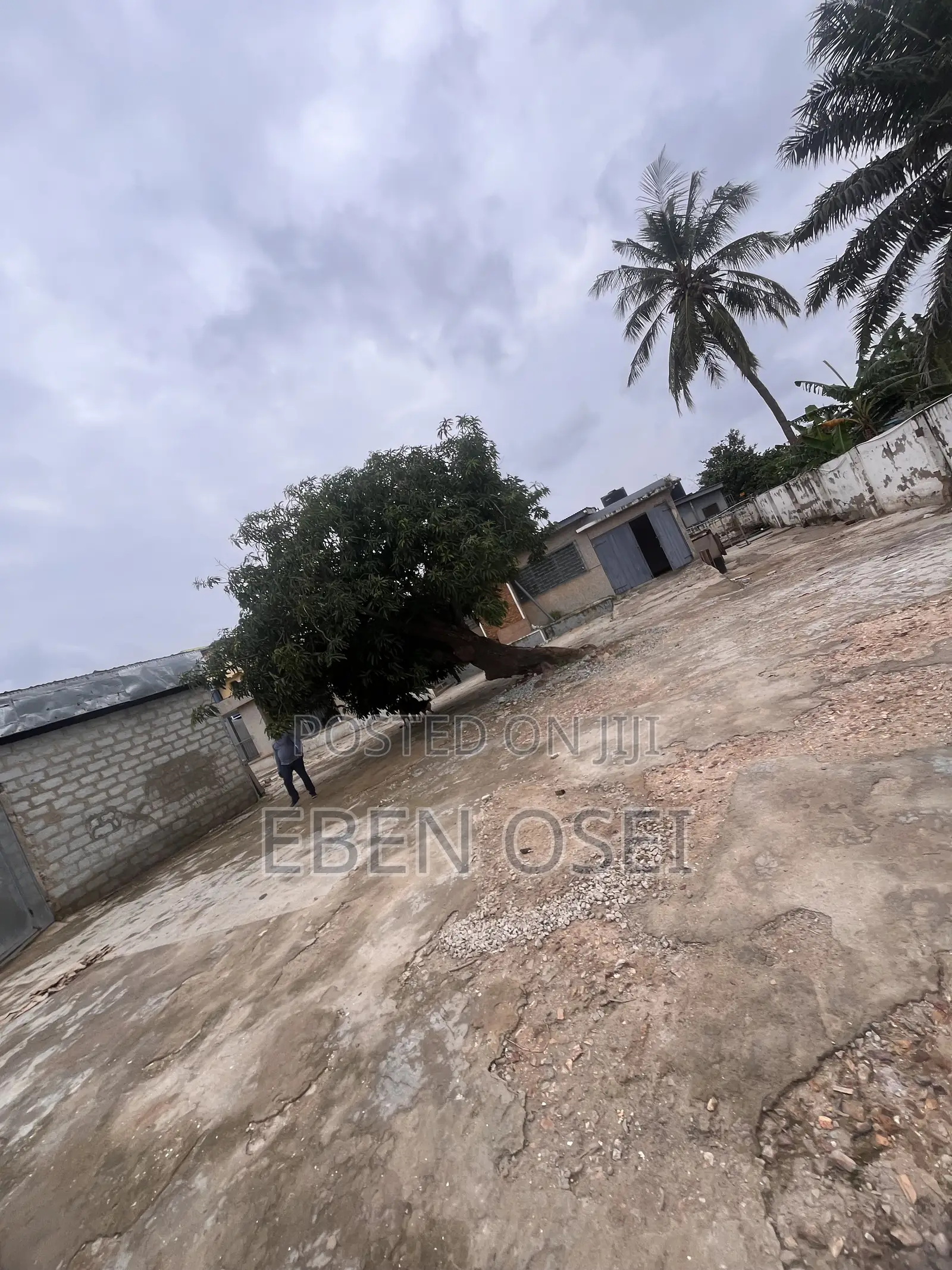 5bdrm House in Dansoman for rent