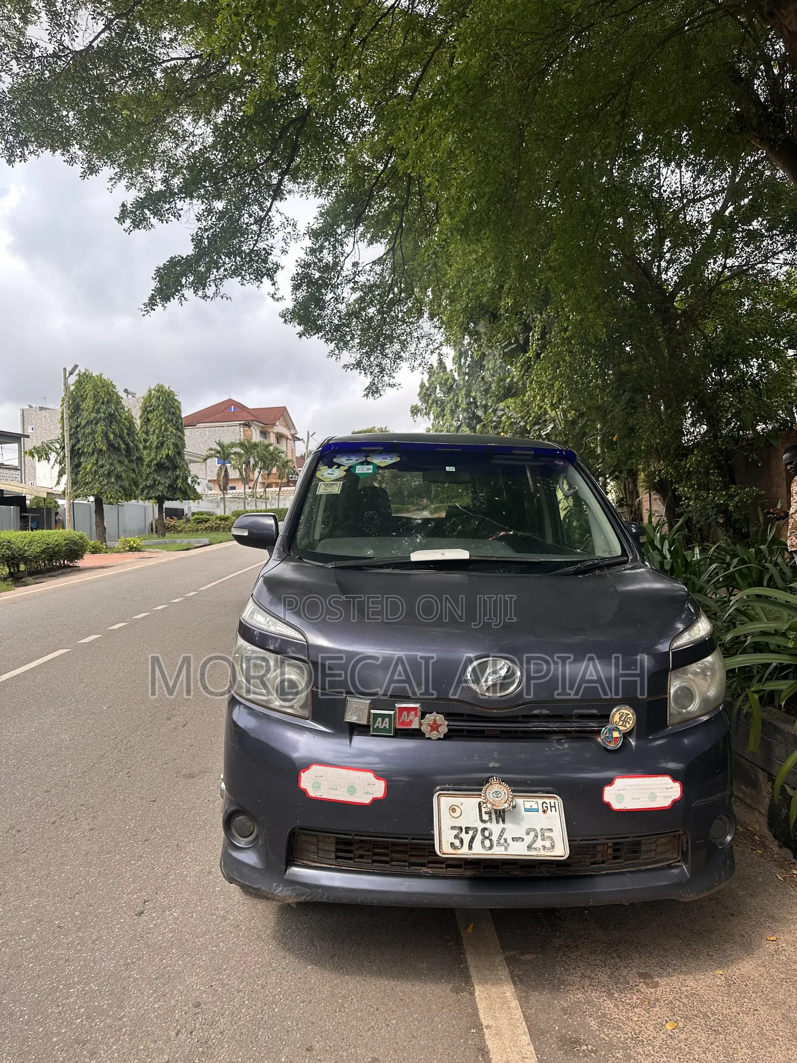 Toyota Voxy 2012 Black