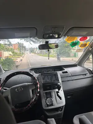 Toyota Voxy 2012 Black