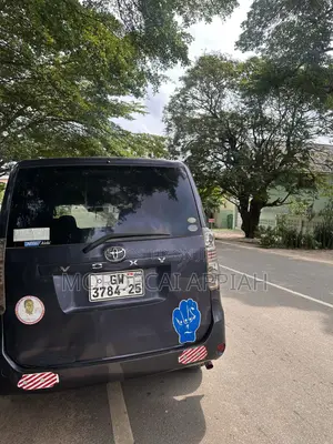 Toyota Voxy 2012 Black