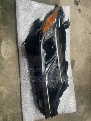 Camry 2018 2019 2020 2021 2022 2023 2024 Headlight (Pair)