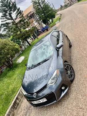 Toyota Corolla S 4dr Sedan (1.8L 4cyl CVT) 2015 Gray
