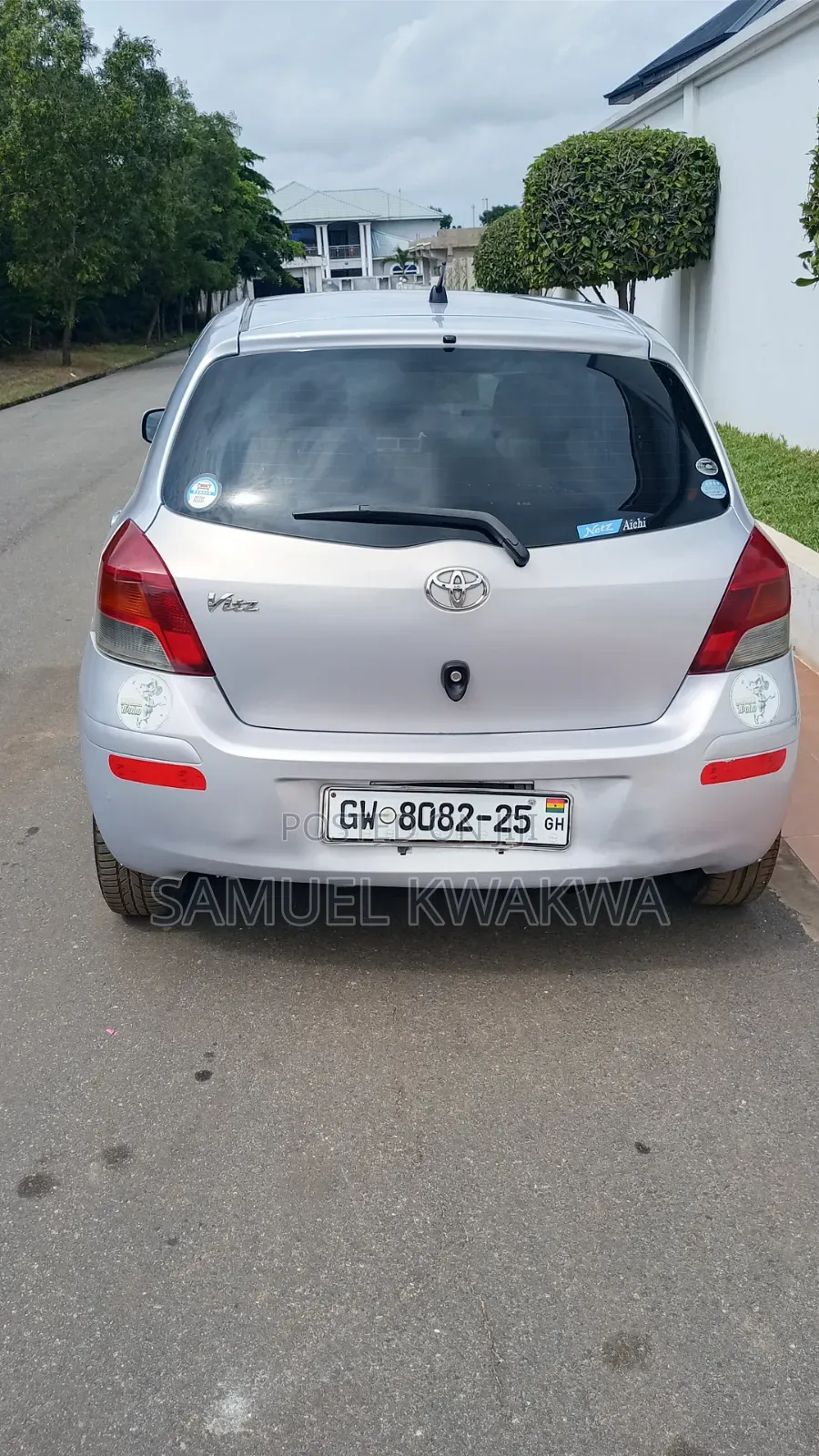 Toyota Vitz 1.3 AWD 5dr 2010 Gray