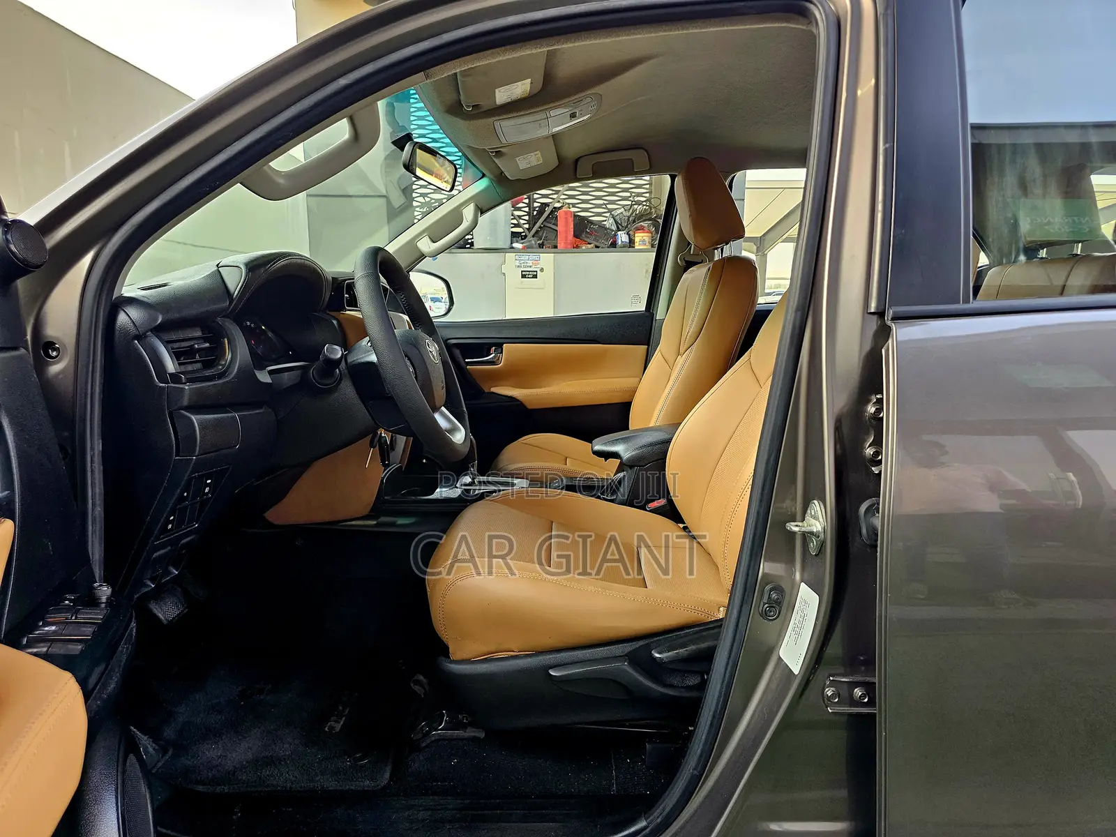 Toyota Fortuner 2.7 AWD 2019 Gray