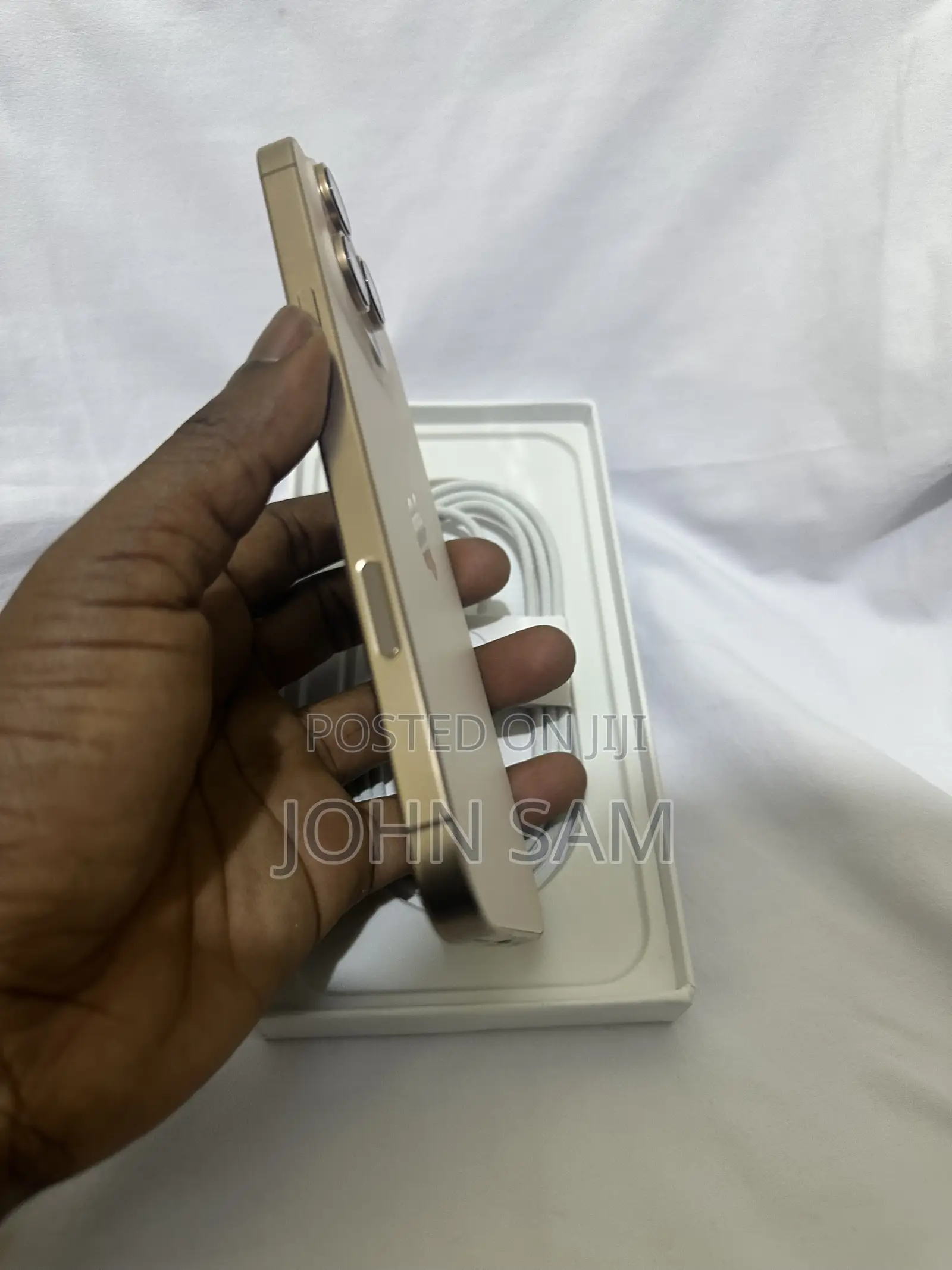 Apple iPhone 16 Pro Max 512 GB Gold