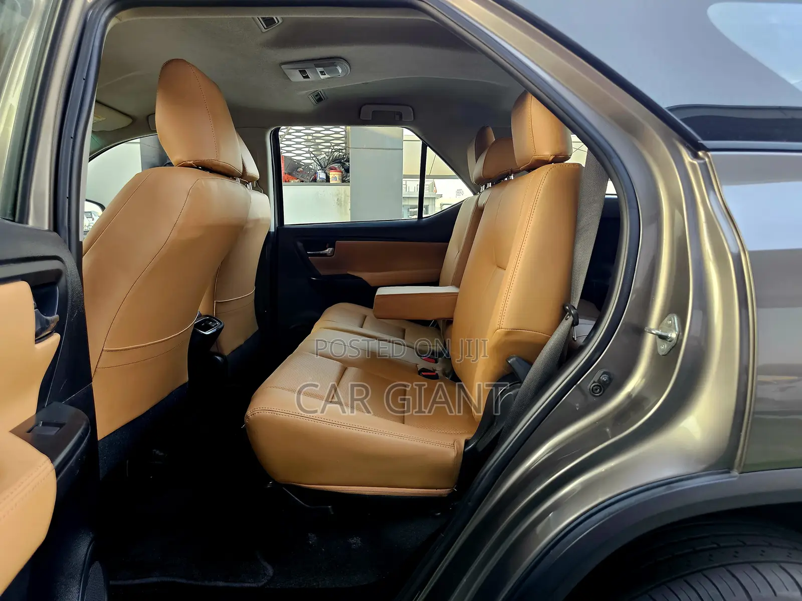 Toyota Fortuner 2.7 AWD 2019 Gray