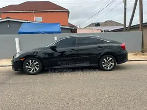 Honda Civic EX 4dr Hatchback (1.5L 4cyl) 2017 Black