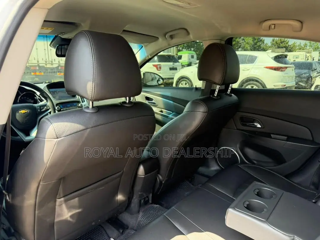 Chevrolet Cruze 2014 White