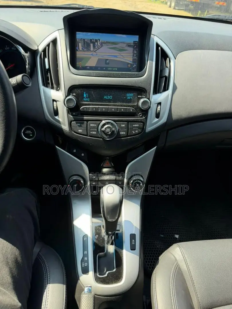 Chevrolet Cruze 2014 White