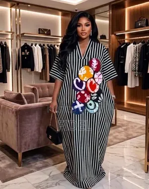 Elegant Maxi Dress With Pocket – Available in Different Colors