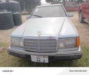 Mercedes-Benz 190E 1999 Blue